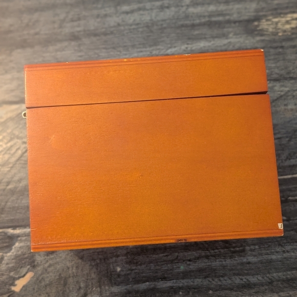 Dexter RARE Blood Spatter Coaster Set With Wooden Box - Picture 9 of 11